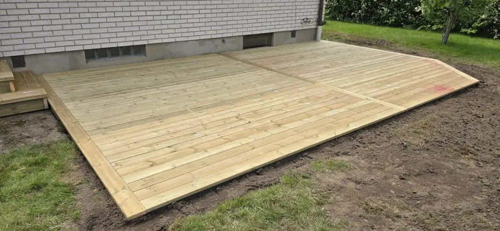 trädäck i dalby
